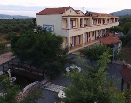 Hotel Takis Agios Georgios  Kültér fotó
