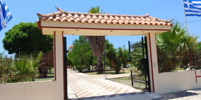 Hotel Takis Agios Georgios  Kültér fotó