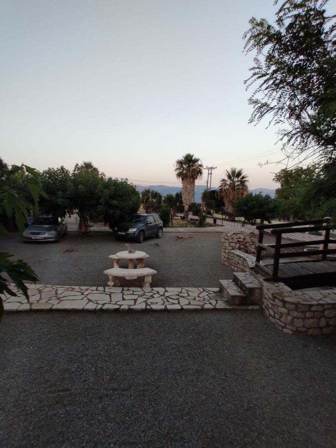 Hotel Takis Agios Georgios  Kültér fotó